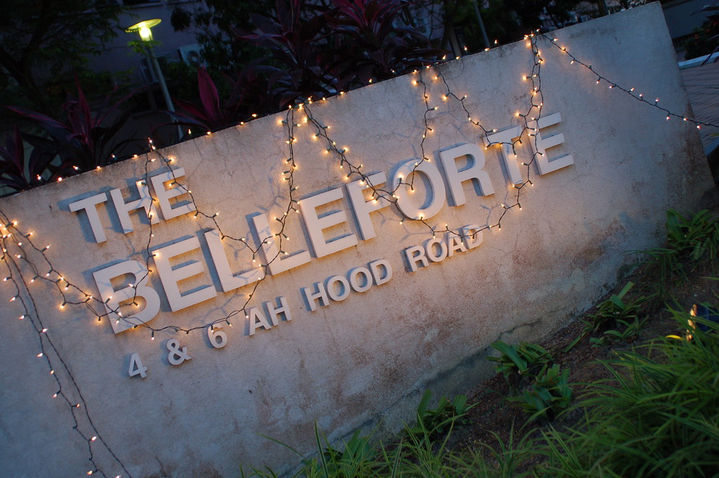 The Belleforte entrance sign showing 4 and 6 Ah Hood Road, photographed in 2008